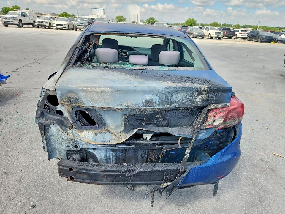 Photo 6 from auction – 2015 HONDA CIVIC with VIN 2HGFB2F54FH560676