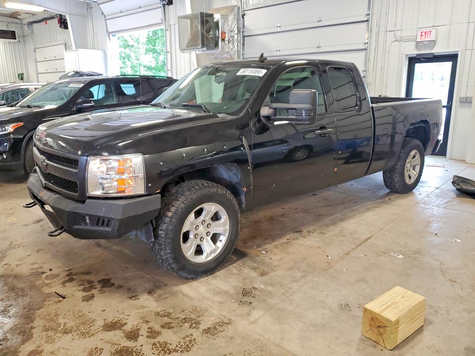 CHEVROLET SILVERADO 2010 with VIN 1GCSKSE39AZ204195 - Photo from auction