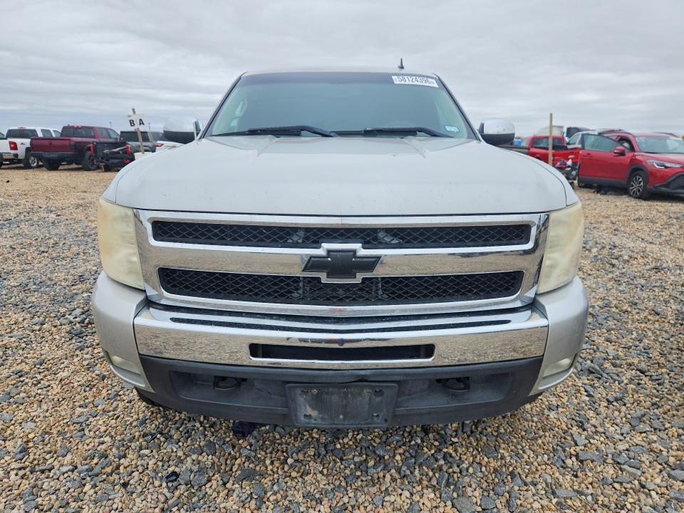 Photo 5 from auction – 2011 CHEVROLET SILVERADO2 with VIN 1GCRKSE39BZ378364