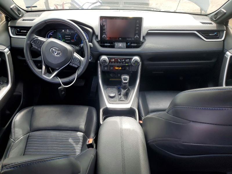 Photo 8 from auction – 2020 TOYOTA RAV4 with VIN JTMEWRFV8LD539233