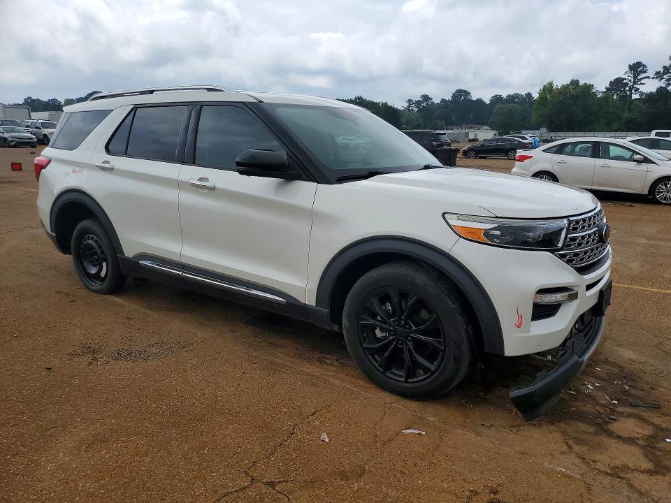 Photo 4 from auction – 2021 FORD EXPLORER with VIN 1FMSK7FH1MGA30450