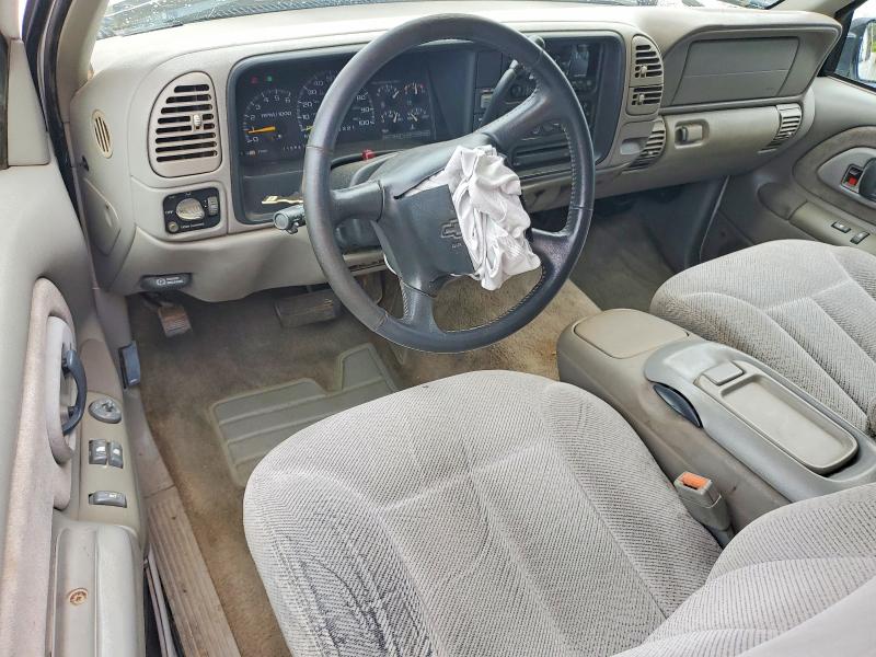 Photo 8 from auction – 1998 CHEVROLET GMT-400 with VIN 2GCEC19R6W1146789