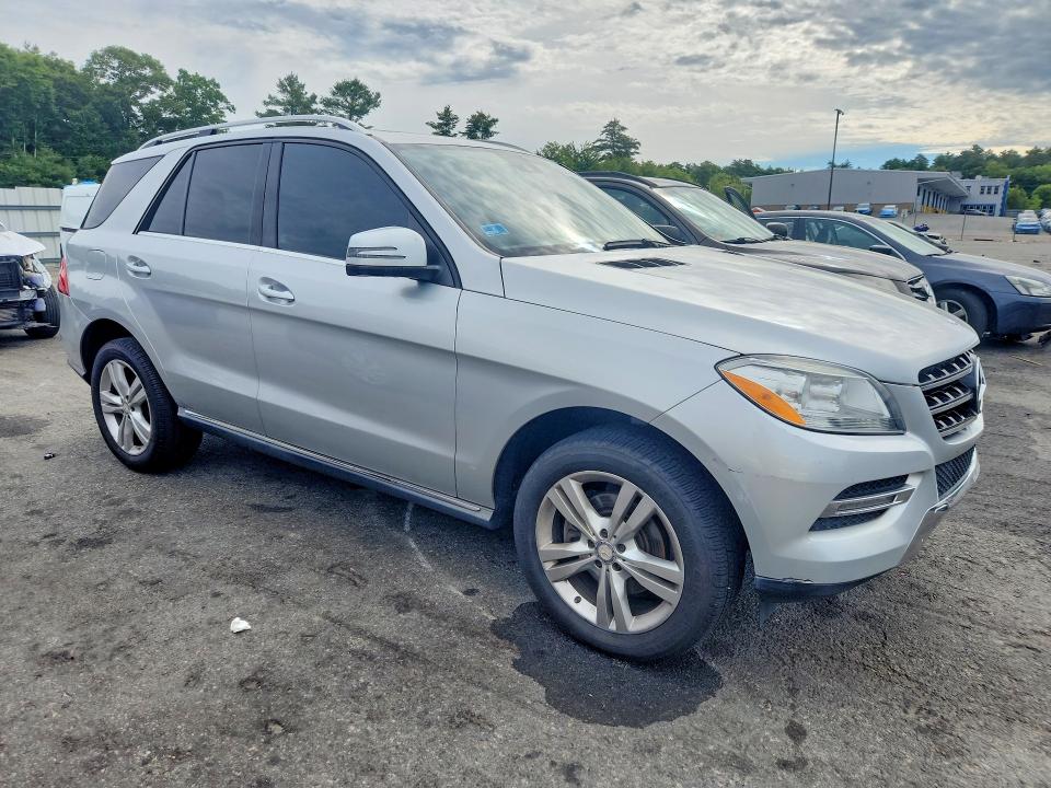 Photo 4 from auction – 2015 MERCEDES-BENZ ML with VIN 4JGDA5HB6FA512524