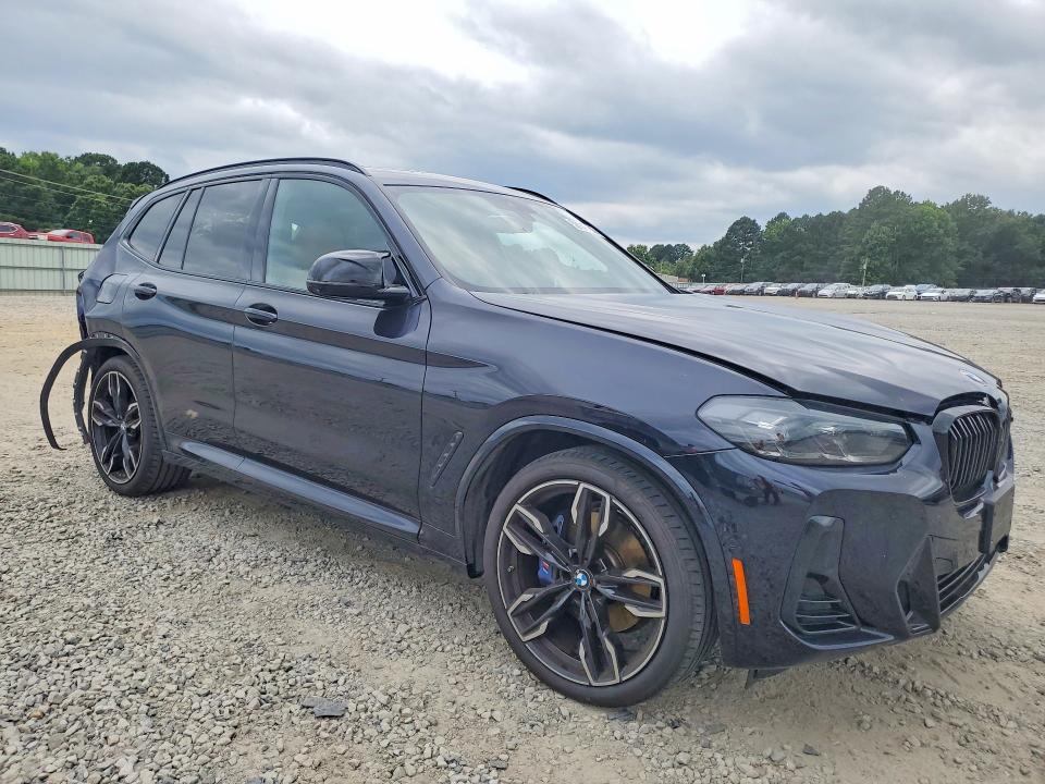 Photo 4 from auction – 2024 BMW X3 with VIN 5UX83DP04R9X00859