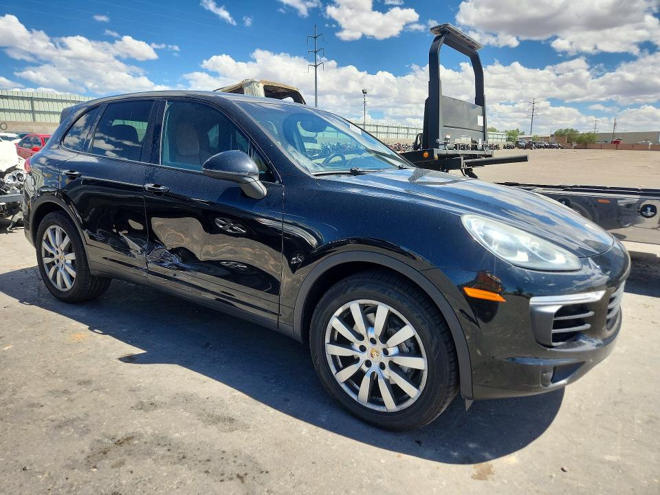 Photo 4 from auction – 2016 PORSCHE CAYENNE with VIN WP1AB2A26GLA95648