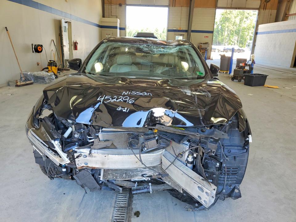 Photo 5 from auction – 2021 NISSAN MAXIMA with VIN 1N4AA6CV3MC505021