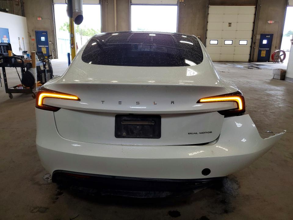 Foto 6 de la subasta – 2024 TESLA MODEL 3 con VIN 5YJ3E1EB9RF811941