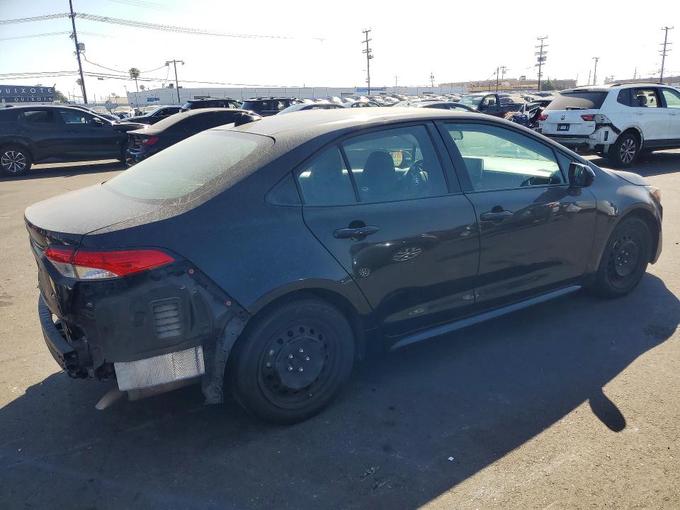 Photo 3 from auction – 2021 TOYOTA COROLLA with VIN 5YFEPMAE6MP204509