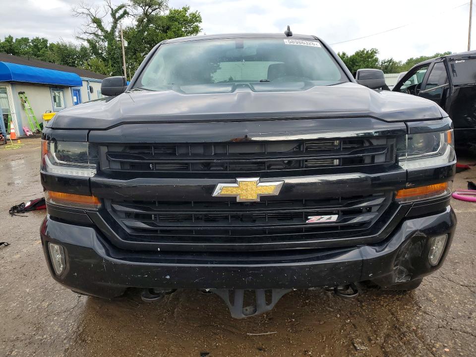 Photo 5 from auction – 2018 CHEVROLET SILVERADO with VIN 3GCUKREC2JG149994