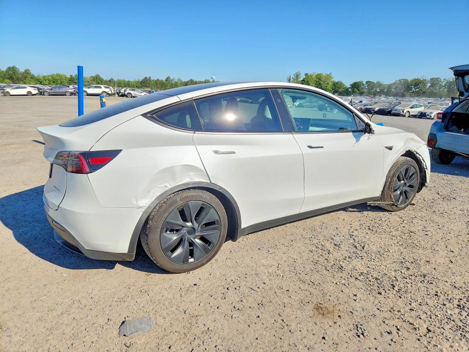 Photo 3 from auction – 2024 TESLA MODEL Y with VIN 7SAYGDEE2RF160635