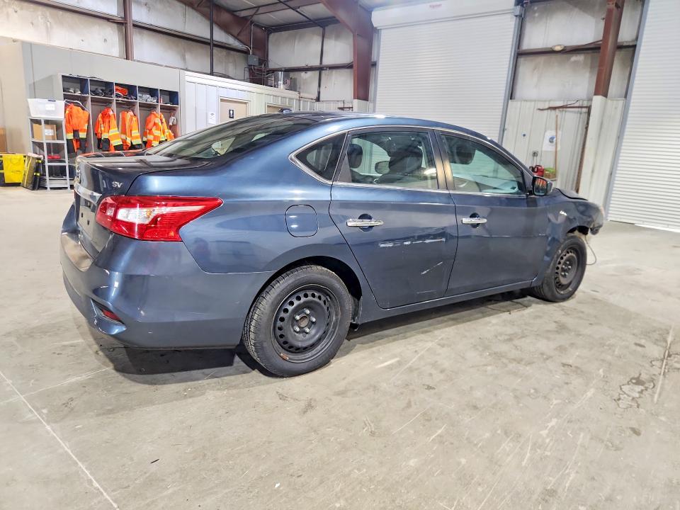 Photo 3 from auction – 2017 NISSAN SENTRA with VIN 3N1AB7AP9HL637795