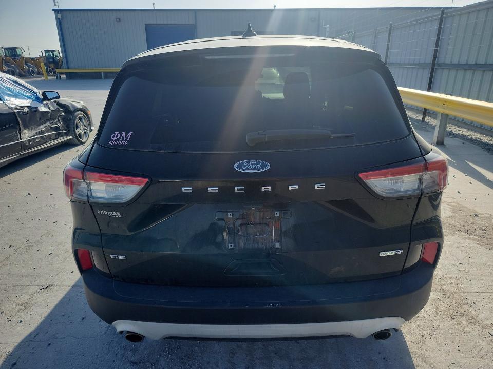 Photo 6 from auction – 2020 FORD ESCAPE with VIN 1FMCU9G64LUA82257