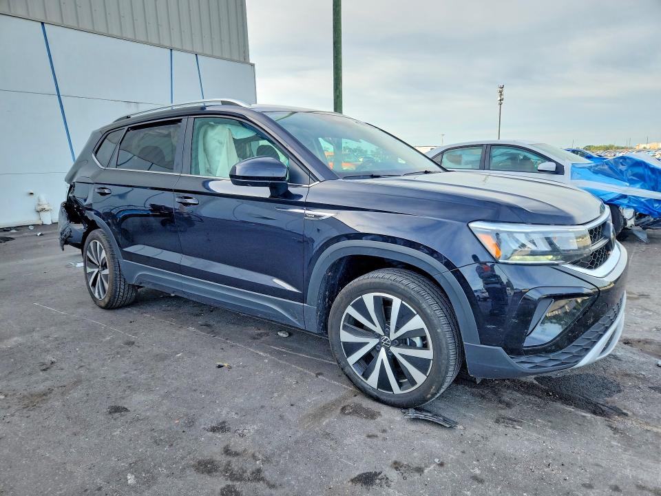 Photo 4 from auction – 2024 VOLKSWAGEN TAOS with VIN 3VVSX7B20RM088670