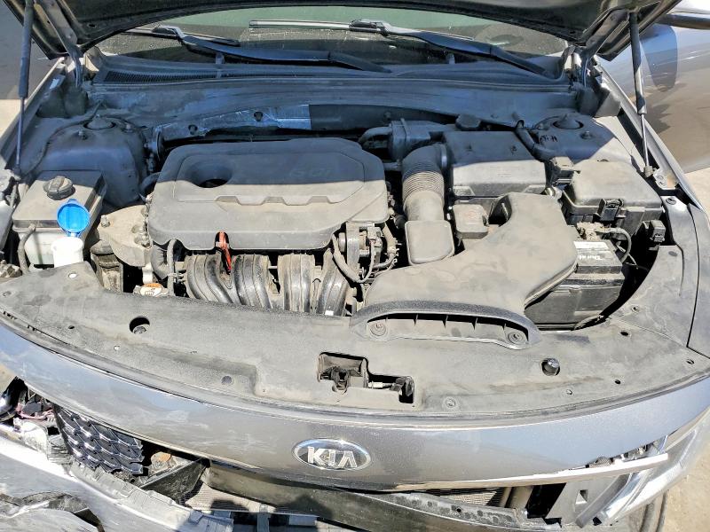 Снимка 11 от търг – 2018 KIA OPTIMA с VIN 5XXGT4L30JG212593