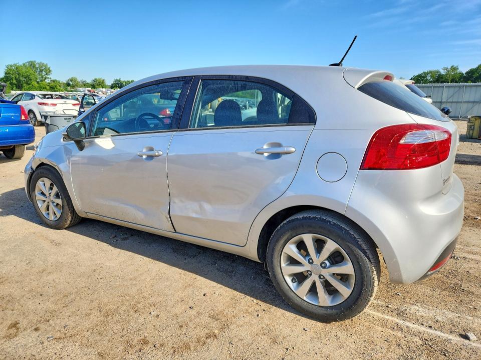 Photo 2 from auction – 2015 KIA RIO 5-DOOR with VIN KNADN5A35F6435477