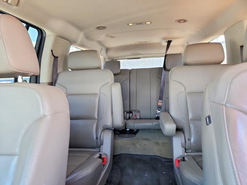 Photo 10 from auction – 2017 CHEVROLET SUBURBAN with VIN 1GNSCJKC0HR200467