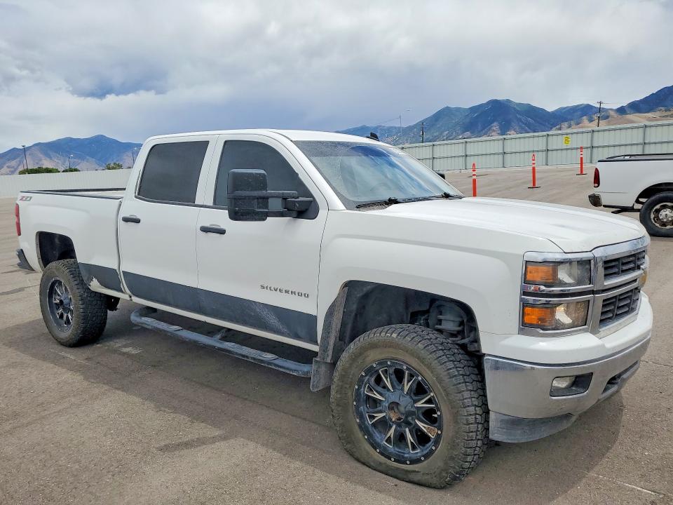 Photo 4 from auction – 2014 CHEVROLET SILVERADO with VIN 3GCUKREC1EG286172
