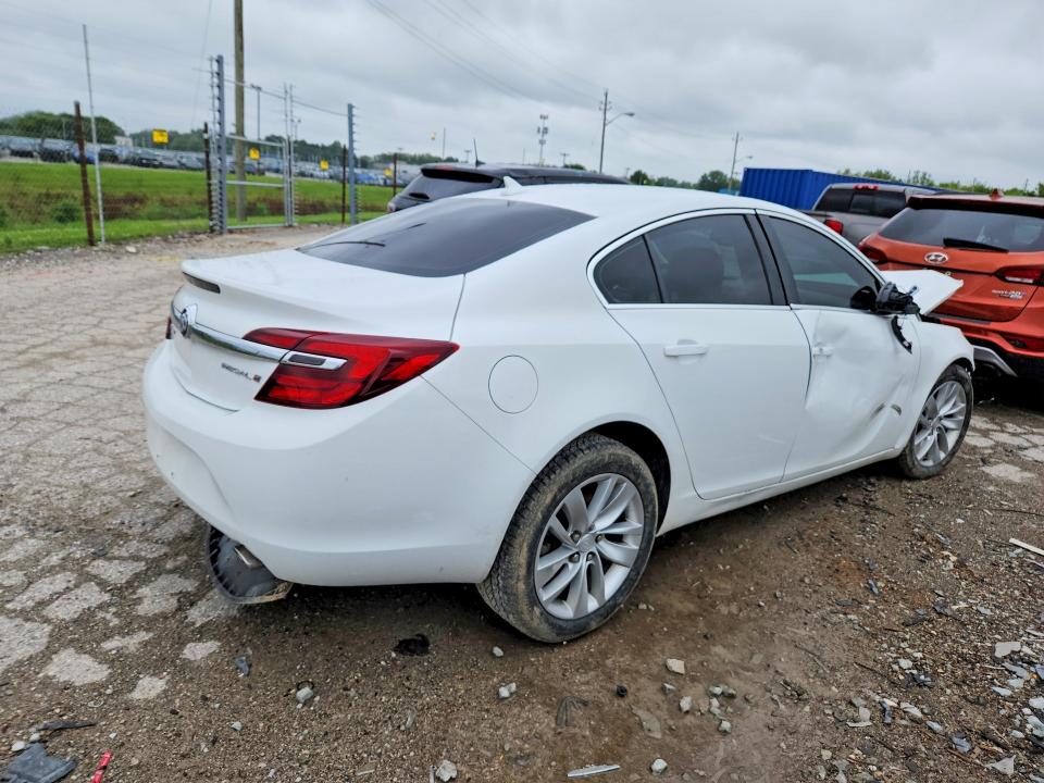Photo 3 from auction – 2014 BUICK REGAL with VIN 2G4GK5EX6E9242215