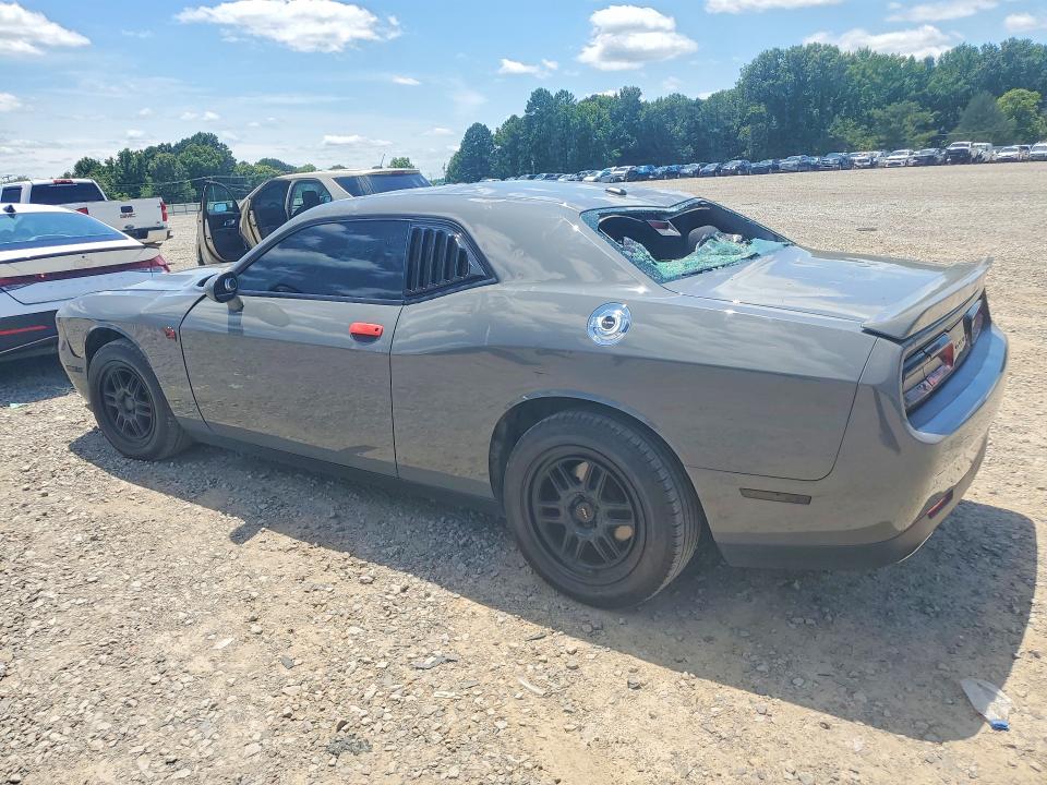 Photo 2 from auction – 2018 DODGE CHALLENGER with VIN 2C3CDZAG6JH317574