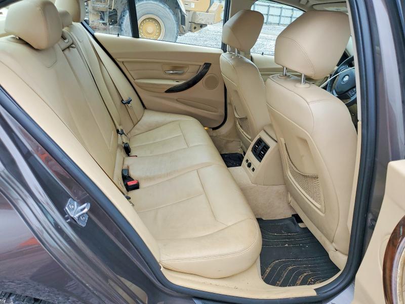 Photo 10 from auction – 2013 BMW 328 with VIN WBA3C1G50DNR48996