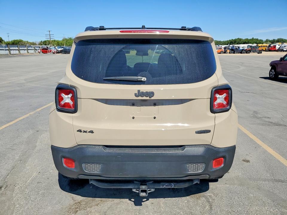Photo 6 from auction – 2016 JEEP RENEGADE with VIN ZACCJBBT5GPD79580
