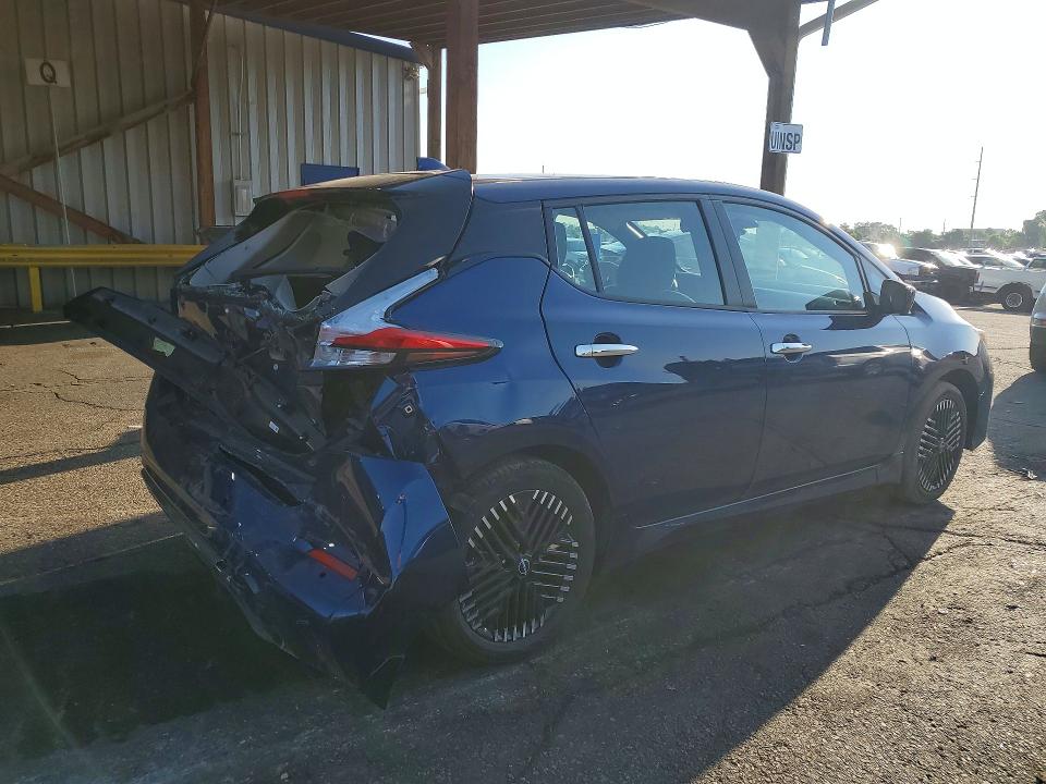 Photo 3 from auction – 2025 NISSAN LEAF with VIN 1N4CZ1CV4SC563415
