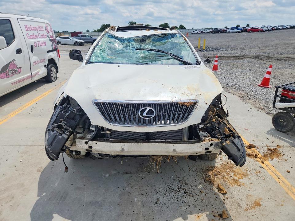 Photo 5 from auction – 2005 LEXUS RX with VIN 2T2HA31U55C057662
