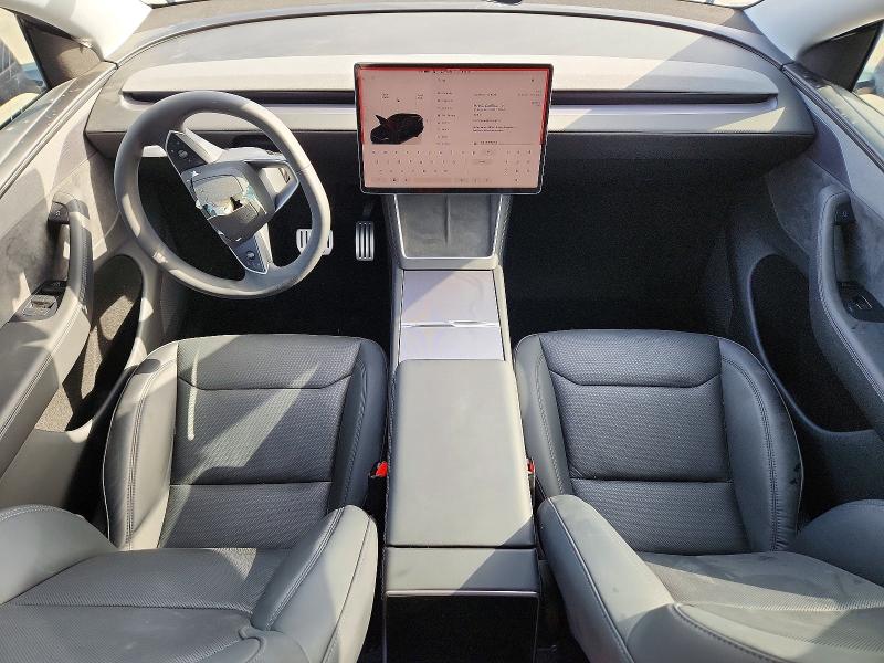 Photo 8 from auction – 2026 TESLA MODEL Y with VIN 7SAYGDEE1TA589737