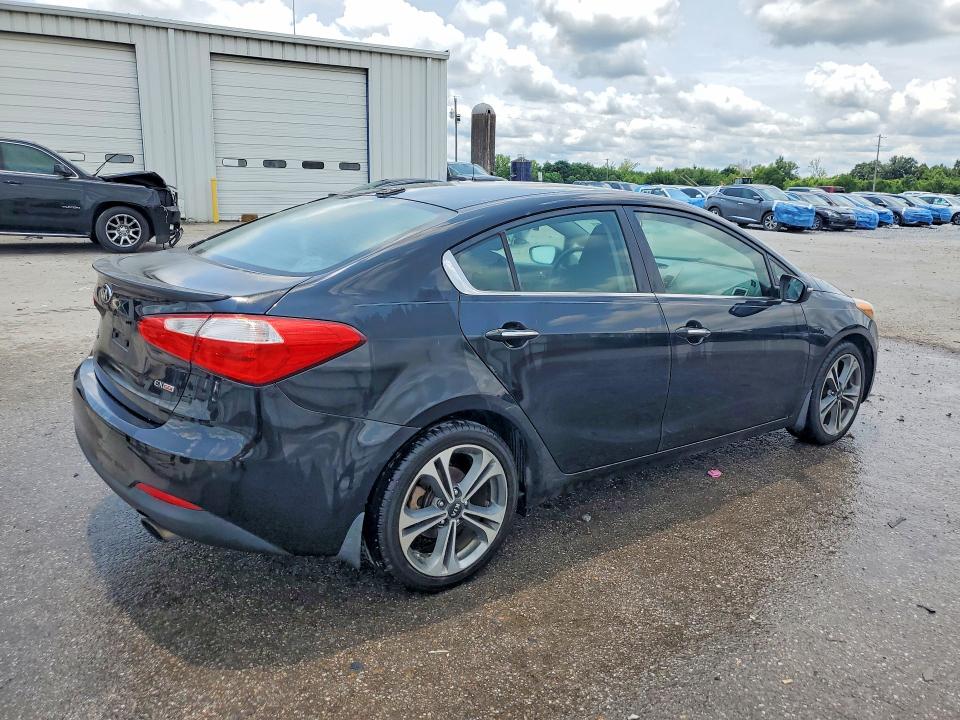 Photo 3 from auction – 2015 KIA FORTE with VIN KNAFX4A87F5360084