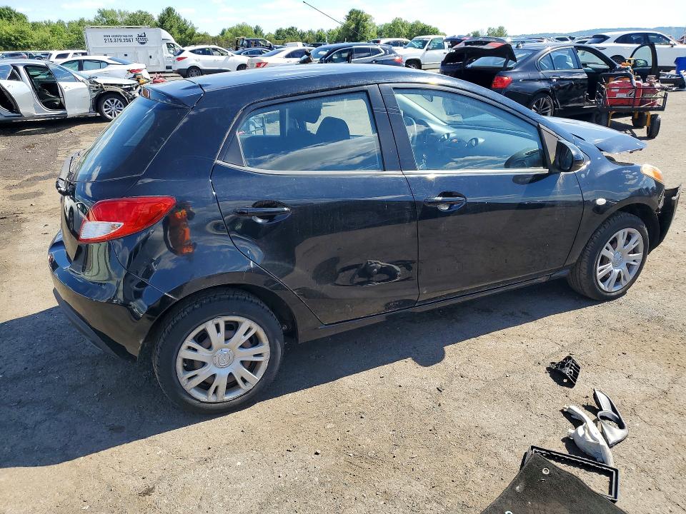 Photo 3 from auction – 2013 MAZDA MAZDA2 with VIN JM1DE1KY8D0170821