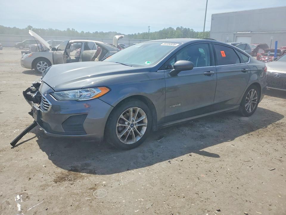 FORD FUSION 2019 with VIN 3FA6P0LU6KR117997 - Photo from auction