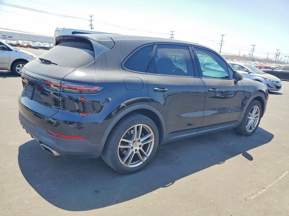 Photo 3 from auction – 2019 PORSCHE CAYENNE with VIN WP1AA2AY0KDA01144