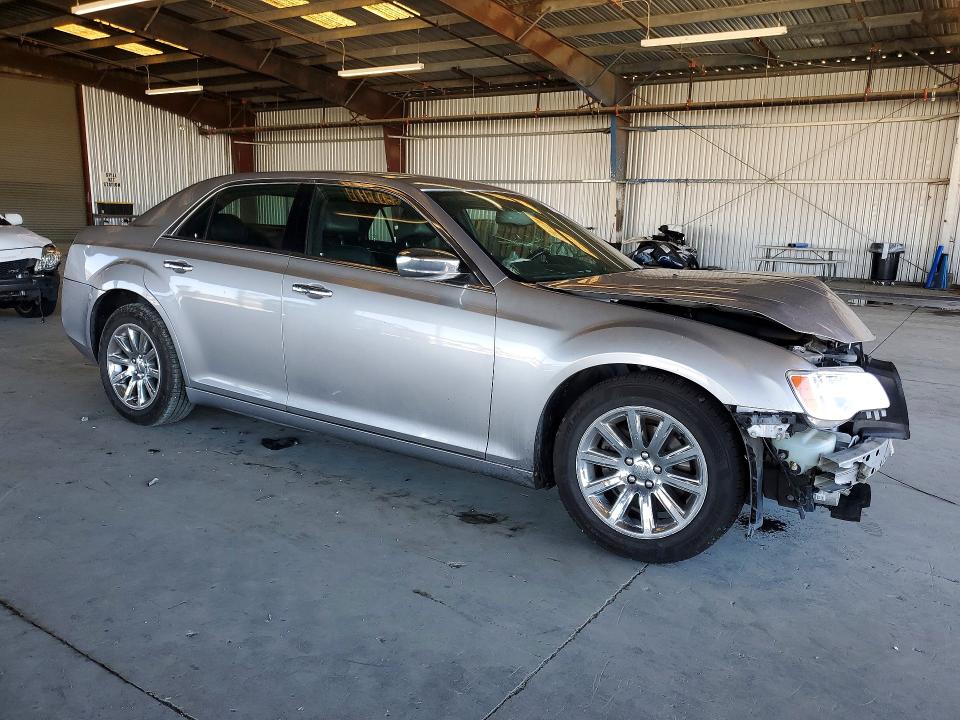Photo 4 from auction – 2014 CHRYSLER 300C with VIN 2C3CCAEG3EH378563
