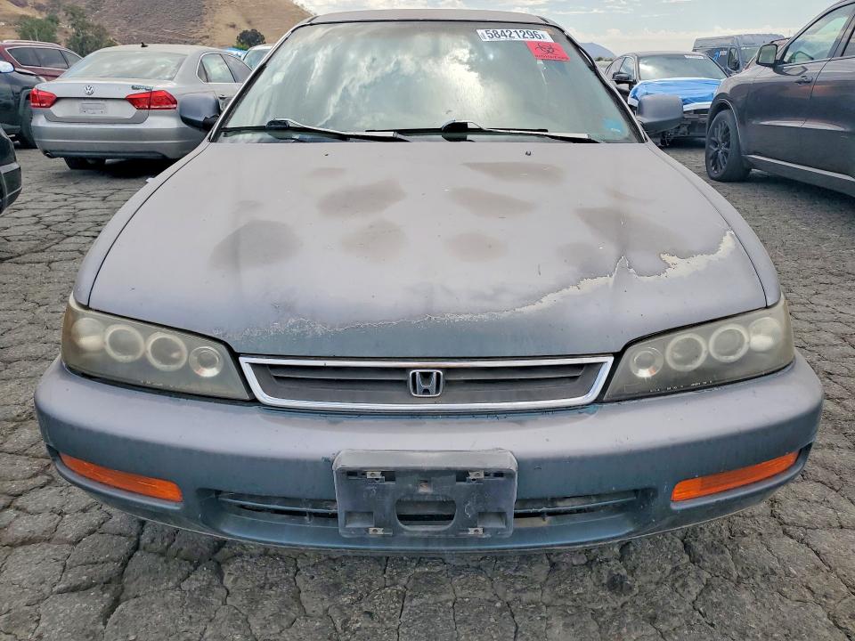 Photo 5 from auction – 1996 HONDA ACCORD with VIN 1HGCD563XTA232752