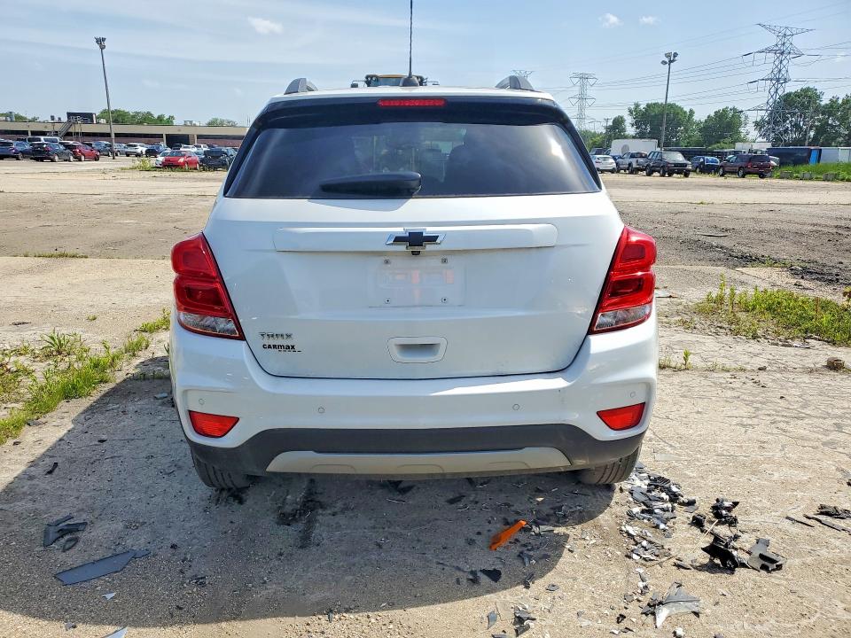 Zdjęcie 6 z aukcji – 2021 CHEVROLET TRAX z VIN KL7CJLSB6MB327925