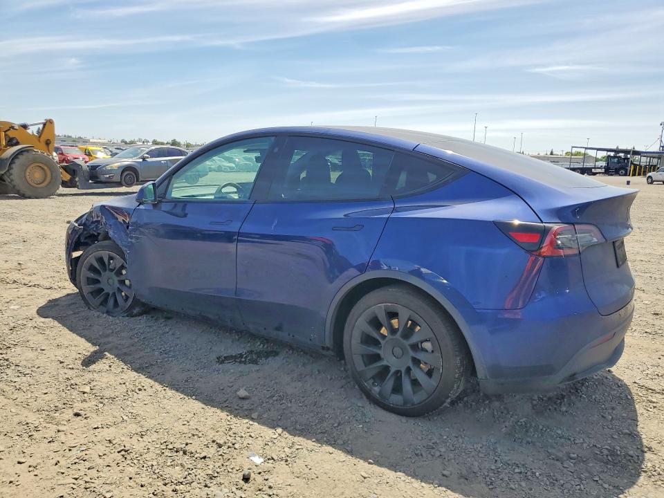 Photo 2 from auction – 2021 TESLA MODEL Y with VIN 5YJYGAEE4MF179871