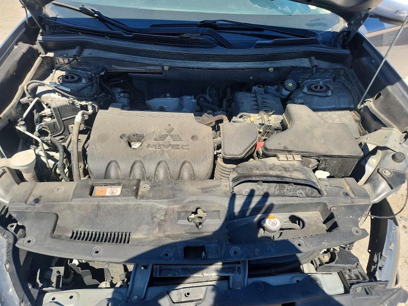 Photo 12 from auction – 2019 MITSUBISHI OUTLANDER with VIN JA4AZ3A33KZ041381