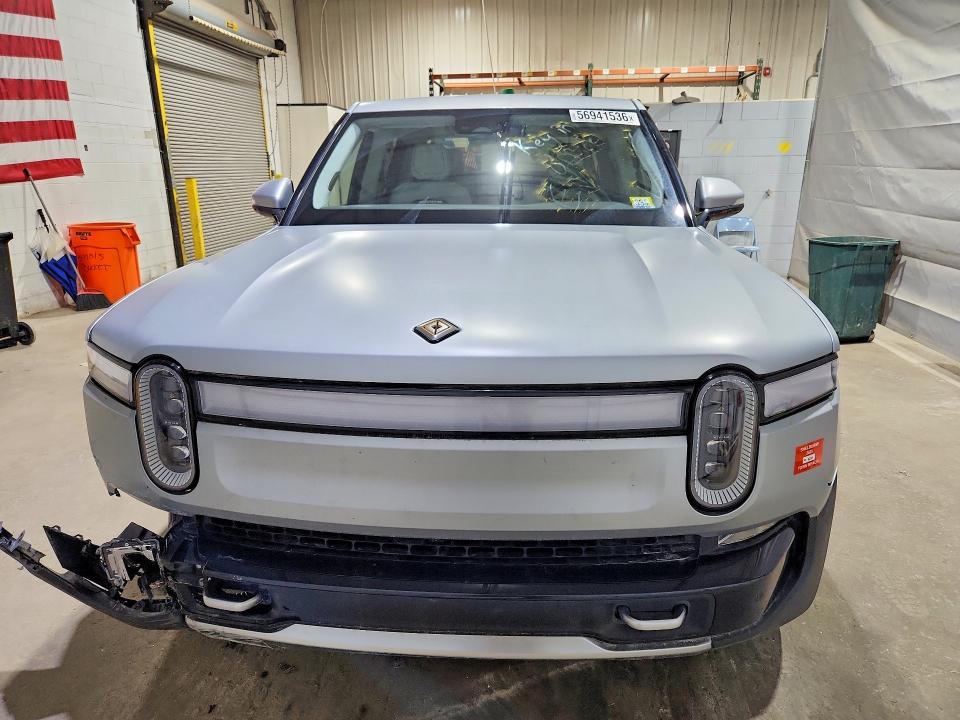 Foto 5 de la subasta – 2024 RIVIAN R1T con VIN 7FCTGCAA1RN030863