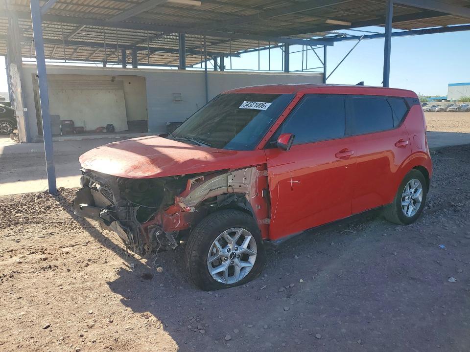KIA SOUL 2022 with VIN KNDJ23AU5N7156468 - Photo from auction