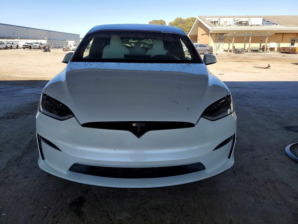 Photo 5 from auction – 2023 TESLA MODEL X with VIN 7SAXCAE58PF380199