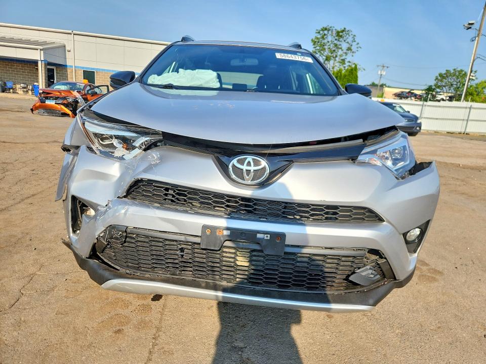 Zdjęcie 5 z aukcji – 2016 TOYOTA RAV4 z VIN 2T3JFREV4GW426761