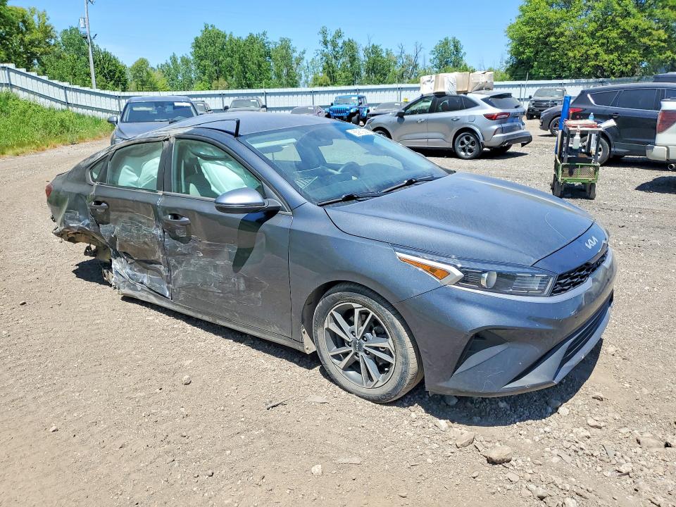 Photo 4 from auction – 2023 KIA FORTE with VIN 3KPF24AD6PE580420
