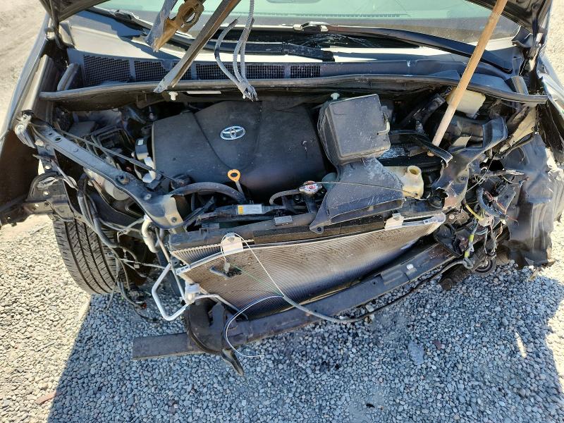 Photo 12 from auction – 2017 TOYOTA SIENNA with VIN 5TDXZ3DC8HS777853