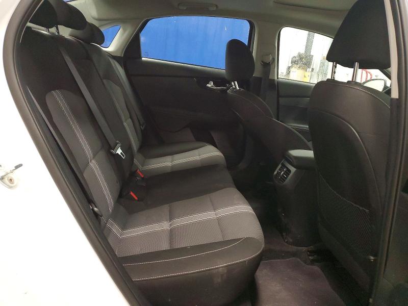 Photo 10 from auction – 2022 KIA FORTE with VIN 3KPF34AD0NE457450