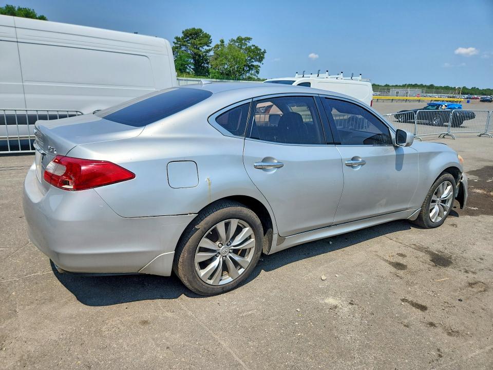 Photo 3 from auction – 2012 INFINITI M37 with VIN JN1BY1AR1CM393303