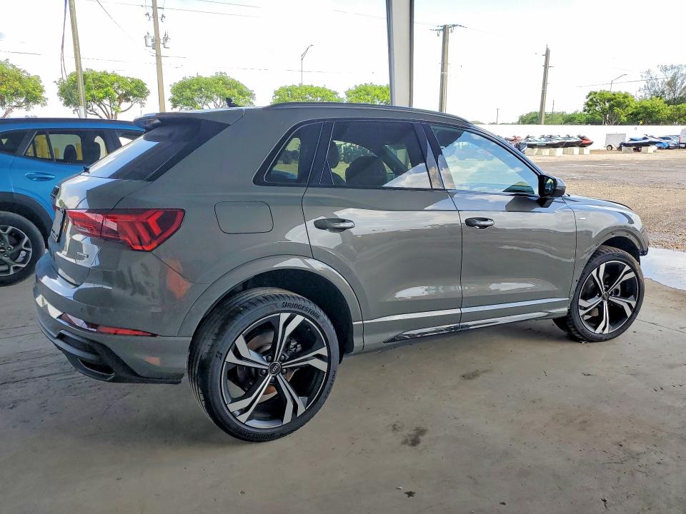 Photo 3 from auction – 2024 AUDI Q3 with VIN WA1EECF39R1176816