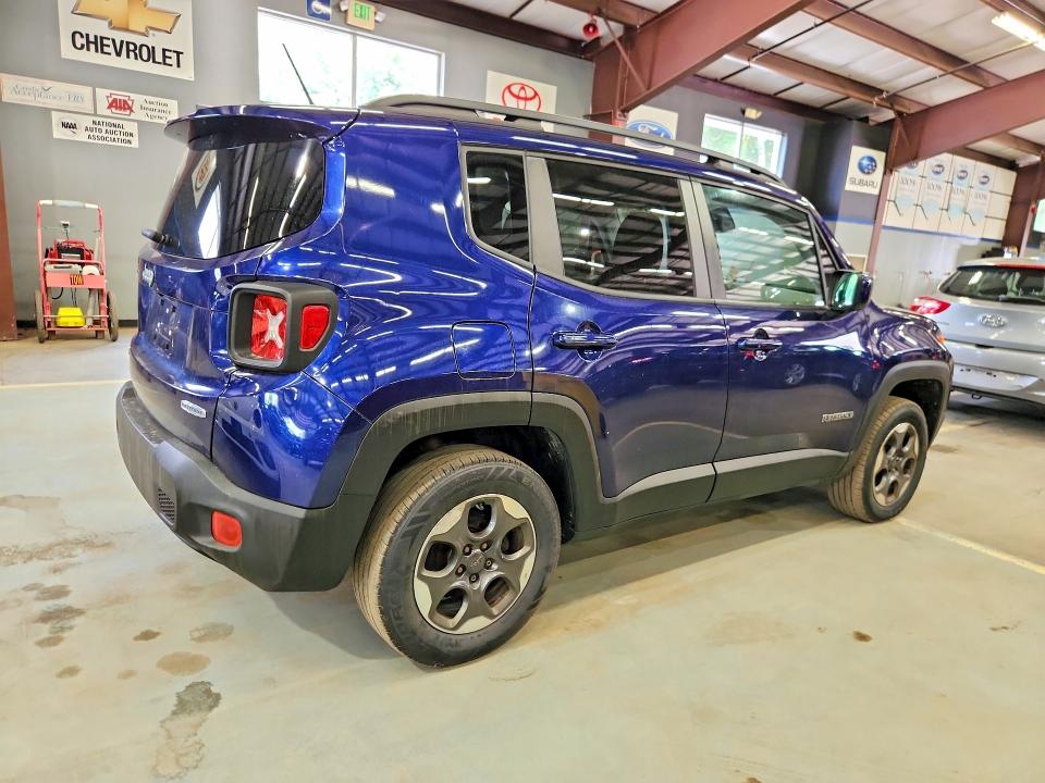 Photo 3 from auction – 2016 JEEP RENEGADE with VIN ZACCJBBW0GPD15585