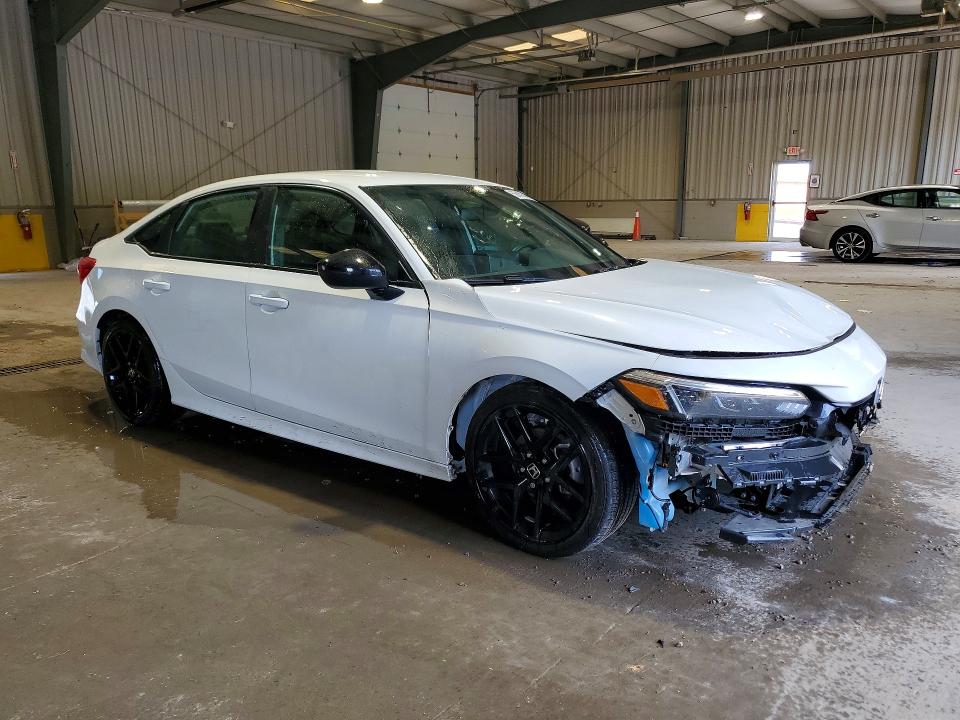 Photo 4 from auction – 2024 HONDA CIVIC with VIN 2HGFE2F52RH560493