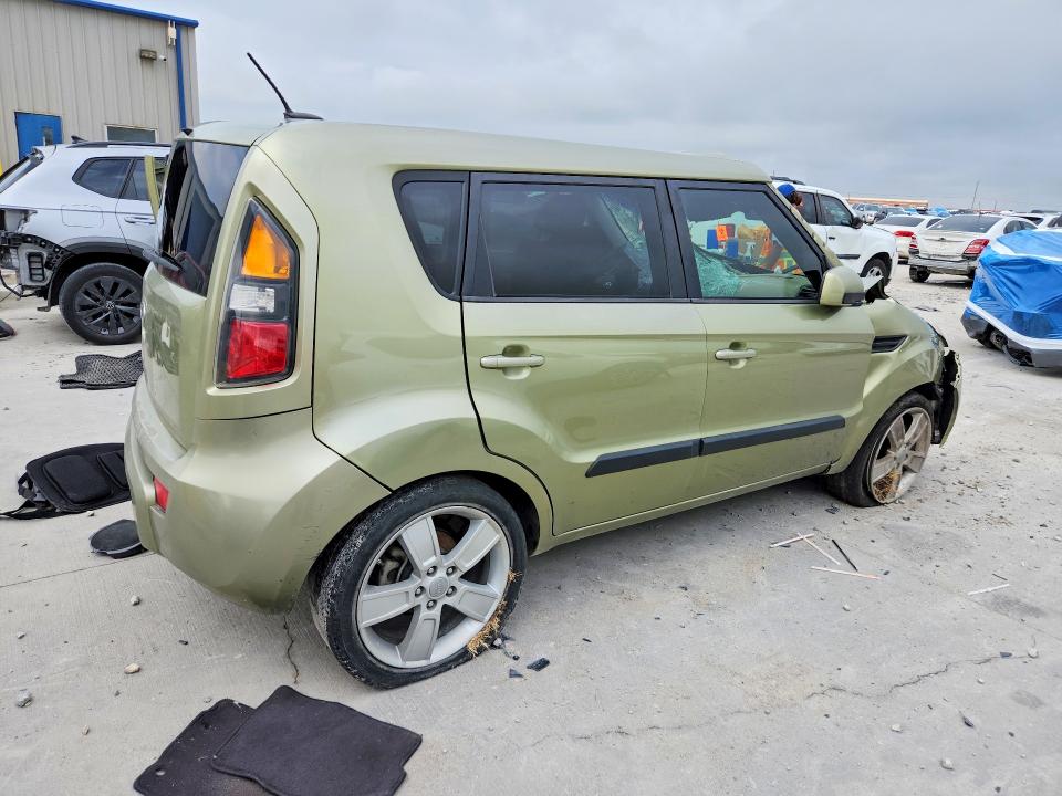 Photo 3 from auction – 2011 KIA SOUL with VIN KNDJT2A29B7248460