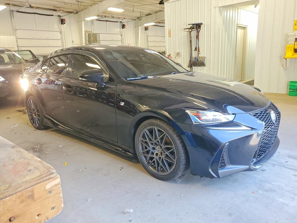 Photo 4 from auction – 2017 LEXUS IS with VIN JTHCE1D2XH5013495